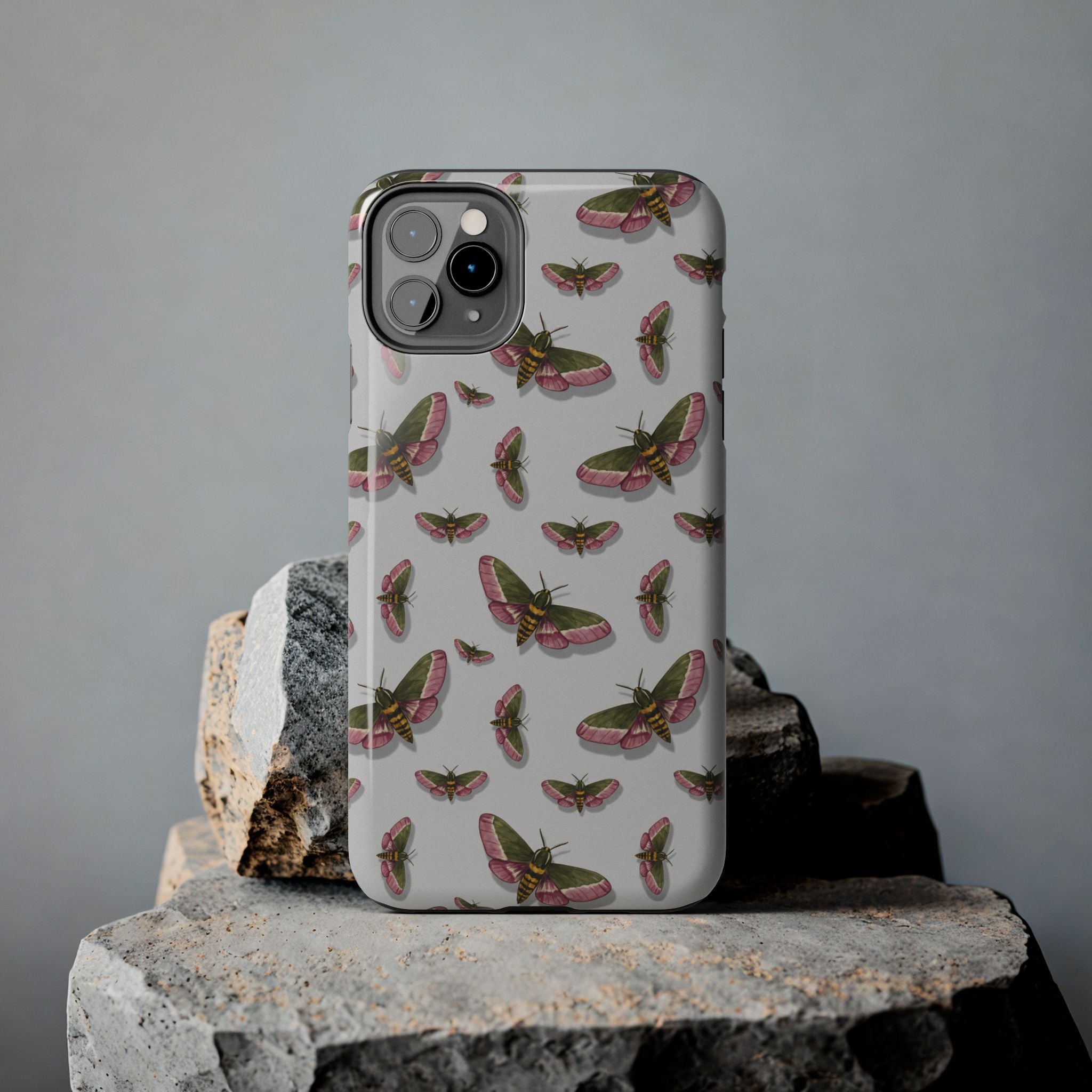 Hawk Moth | MagSafe® tough case for iPhone®