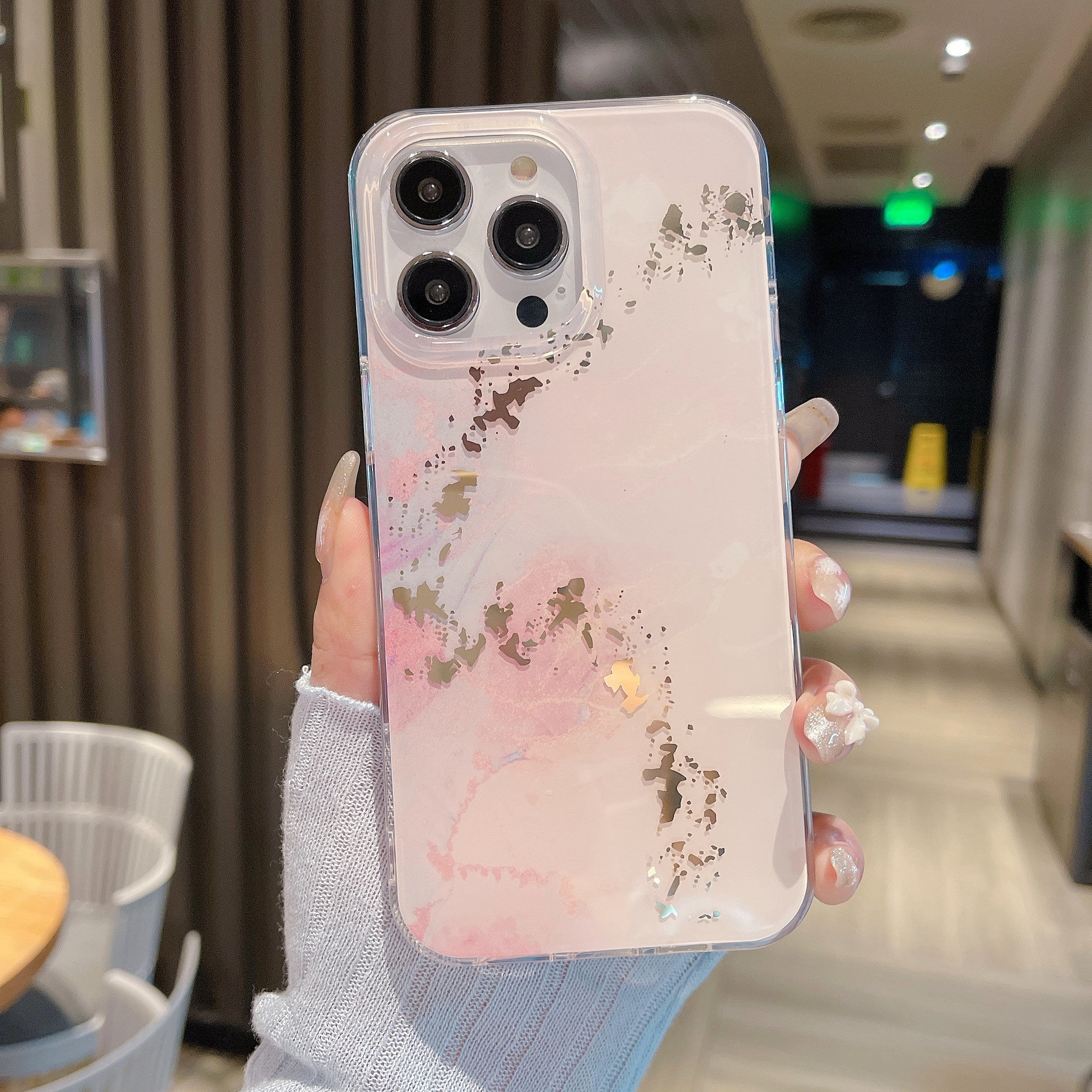 Lustrous Marble Shell | Case for iPhone® 17