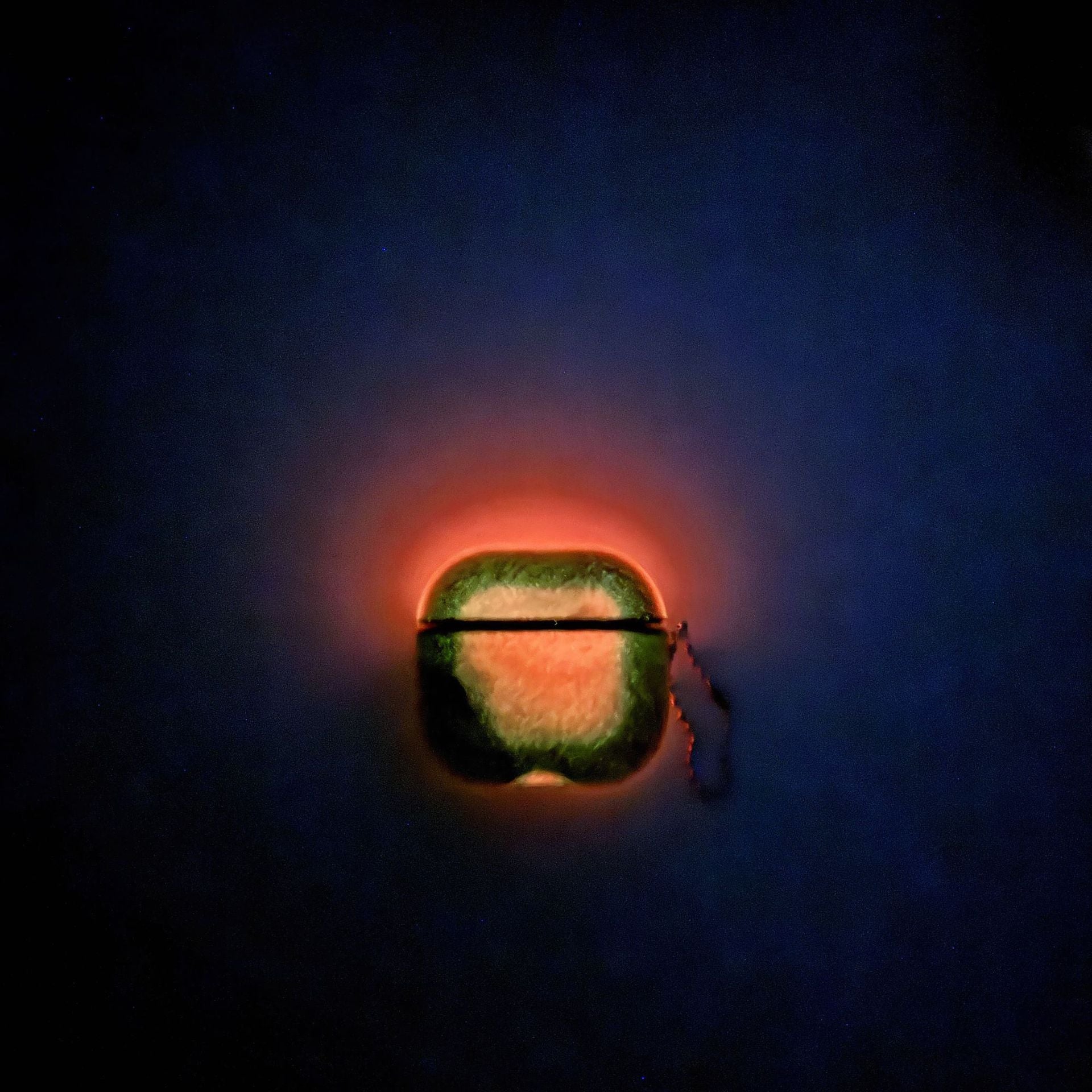 Glow-in-the-dark | tough case for AirPods® Stylish Tech Protection